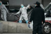 СМИ: Жена сотрудника лаборатории в Ухане умерла от коронавируса до пандемии